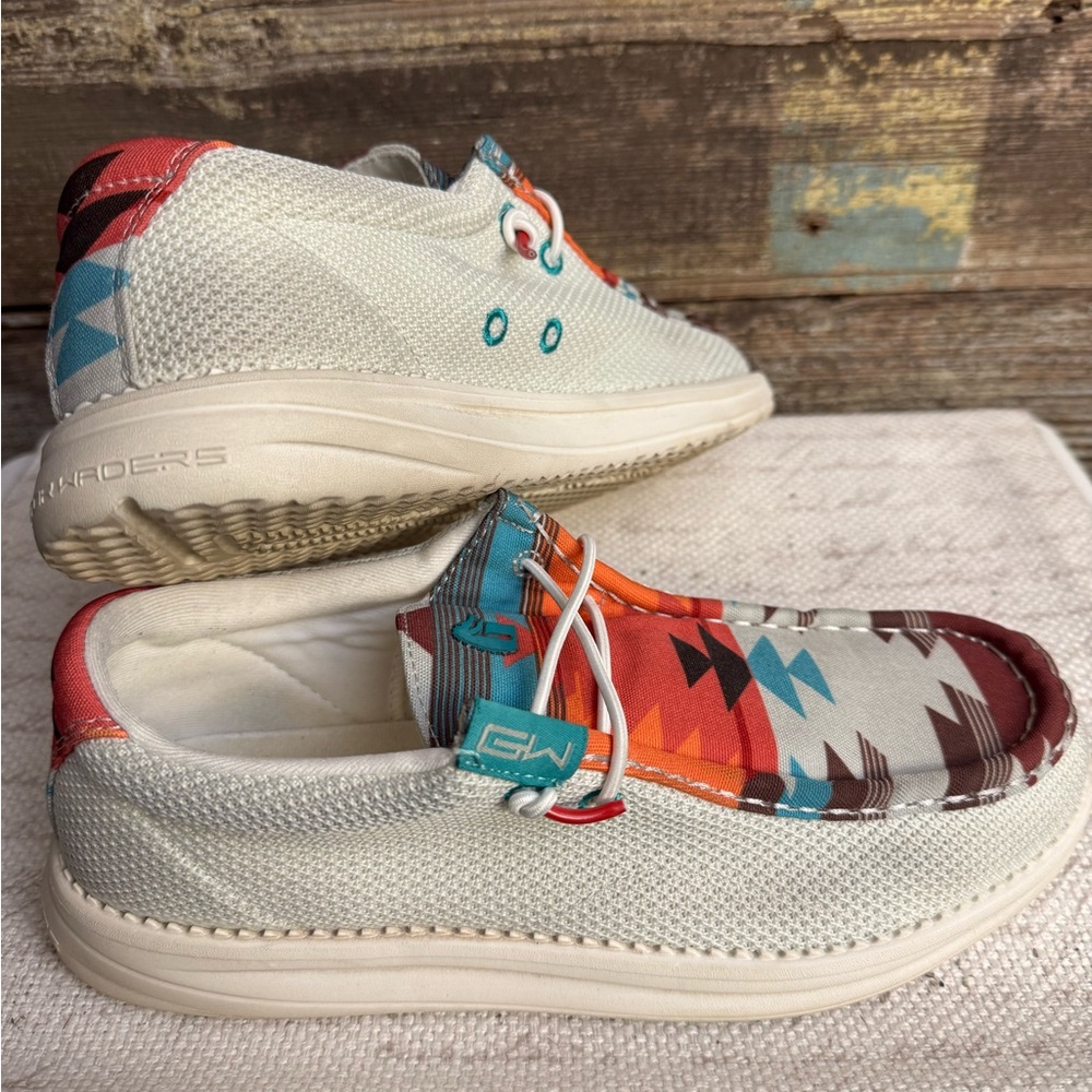 Women’s Patterned Slip-On Shoes - Multicolor